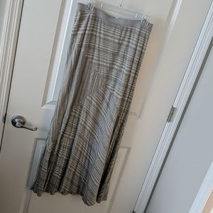 NWOT Bobeau maxi skirt